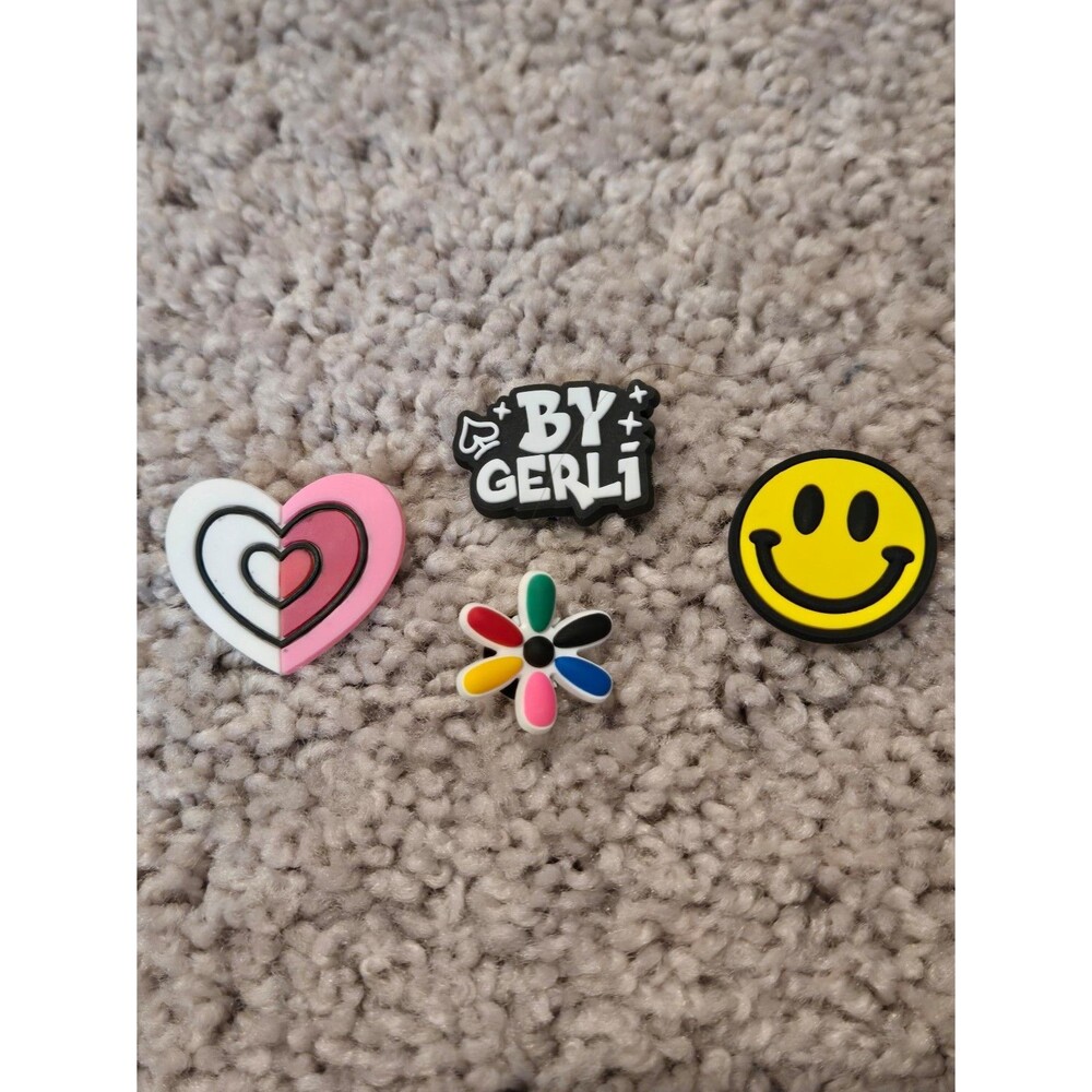 Shoe bag Charms lot of 4 new